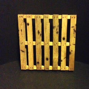 Miniature Pallet 4&quot; x 4&quot; Weathered Wood Handmade 1/10 Scale Action Figures Diorama