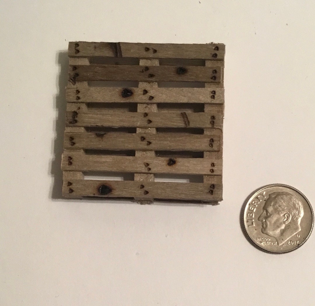 Miniature Pallet 1.5x 1.5 Wood Shipping Pallet Diorama G Scale Train