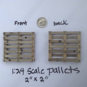 Miniature Pallet 2&quot;x 2&quot; Wood Shipping Pallet Half Scale Dollhouse 1:24 Diorama Train Accessories Action Figures
