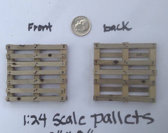 Miniature Pallet 2&quot;x 2&quot; Wood Shipping Pallet Half Scale Dollhouse 1:24 Diorama Train Accessories Action Figures