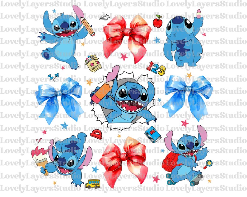 Op de afbeelding: Een digitale illustratieset met het blauwe personage Stitch in verschillende houdingen, waaronder met een potlood, een verfkwast en een rugzak. Het ontwerp bevat rode en blauwe strikken, een rode appel, een doosje kleurpotloden en sterren.