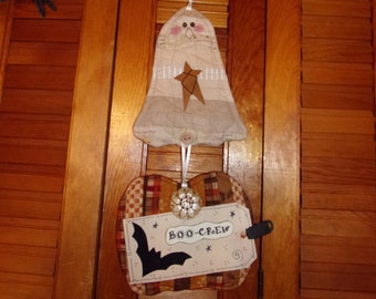 BOO CREW - 3 Scrappy Halloween Ornies-Bat Ghost Pumpkin Swag Bunting Banner Garland Door Greeter