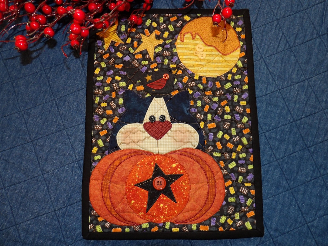 Halloween Peeking KITTY CAT Pumpkin Star Moon Crow Small Quilt Table ...