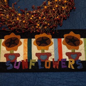 Fall Autumn Potted SUNFLOWER Scrappy Patchwork Keepsake Skinny Quilt Wall Hanging Door Greeter Basket Tuck Plant Mat Table Runner Decoration