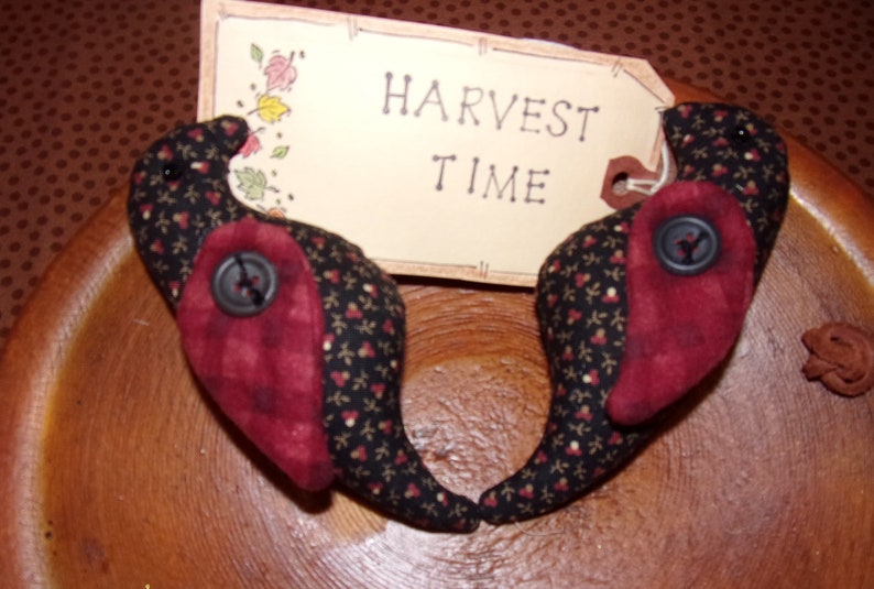 Primitive Whimsical Country Harvest Black Birds CROWS Tucks Bowl primitive-whimsical-country-harvest-black-birds-crows-tucks-bowl
