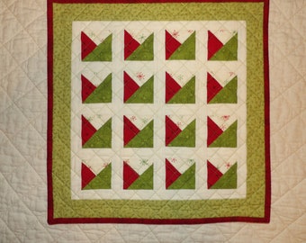 Christmas Three Corners Farmhouse Country Make-do Primitive Checkerboard Quilt Trivet House Warming Wall Hanging Holiday Decoration