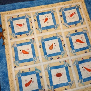 Silly SNOWMEN SNOWFOLK Winter Snow Dots Quilt Farmhouse Make-do Churn Dash Blocks Bright Blue Table Topper Door Greeter Seasonal Decoration