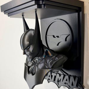 DC Comics Batman Beyond Estante de pared superior coleccionable de 5x5 pulgadas Nuevo - Varios colores
