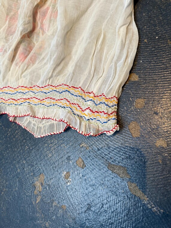 Vtg Hungarian Embroidered Blouse w/smocking - image 8