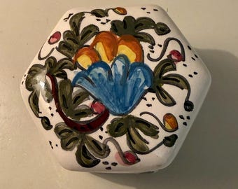 Vintage Hand painted Trinket, Gubbio Signed  Ceramic, Made in Italy