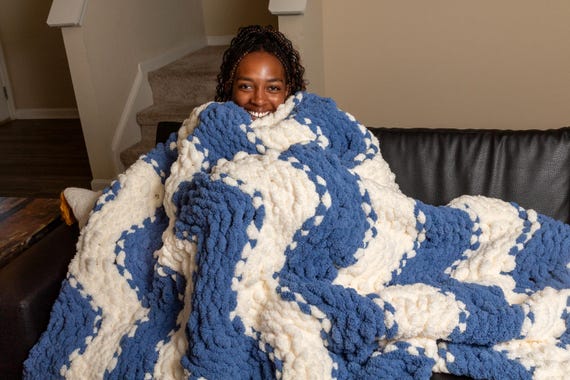 Chunky Yarn Blanket | Zigzag Pattern |Personalized Gift | Soft Handmade Throw