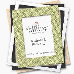 Green Plaid Photo Matboard for Framing, Handcrafted Decorative Frame Matte for Gallery Art 11x14, 8x10, 8x8, 5x7 Custom Sizes
