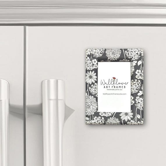 Gray White Floral Photo Frame – 3x4 Magnetic Easel Frame - Holds 2x3 picture - Handmade