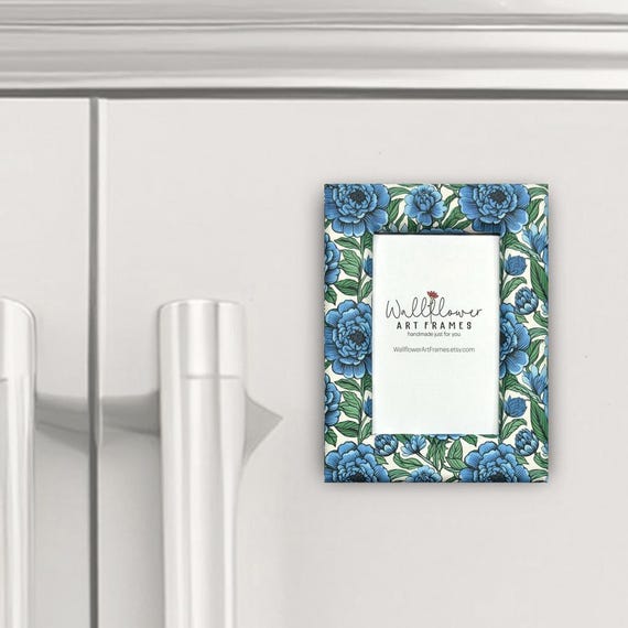 Magnetic Fridge Frame – Handmade Mini Photo Frame with Easel Stand – Holds 2x3 Photos