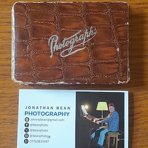 Wunderschönes Miniatur viktorianisches Fotoalbum.