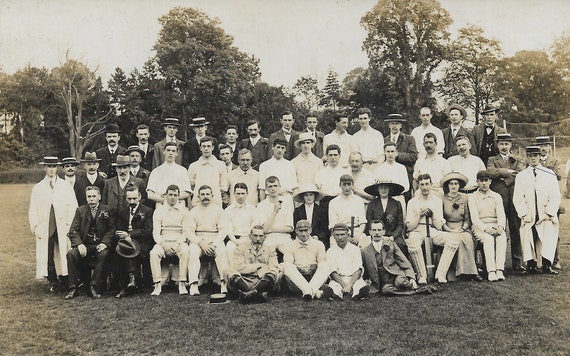 Ancienne Carte Postale Véritable Photo 1913 Cricket Team