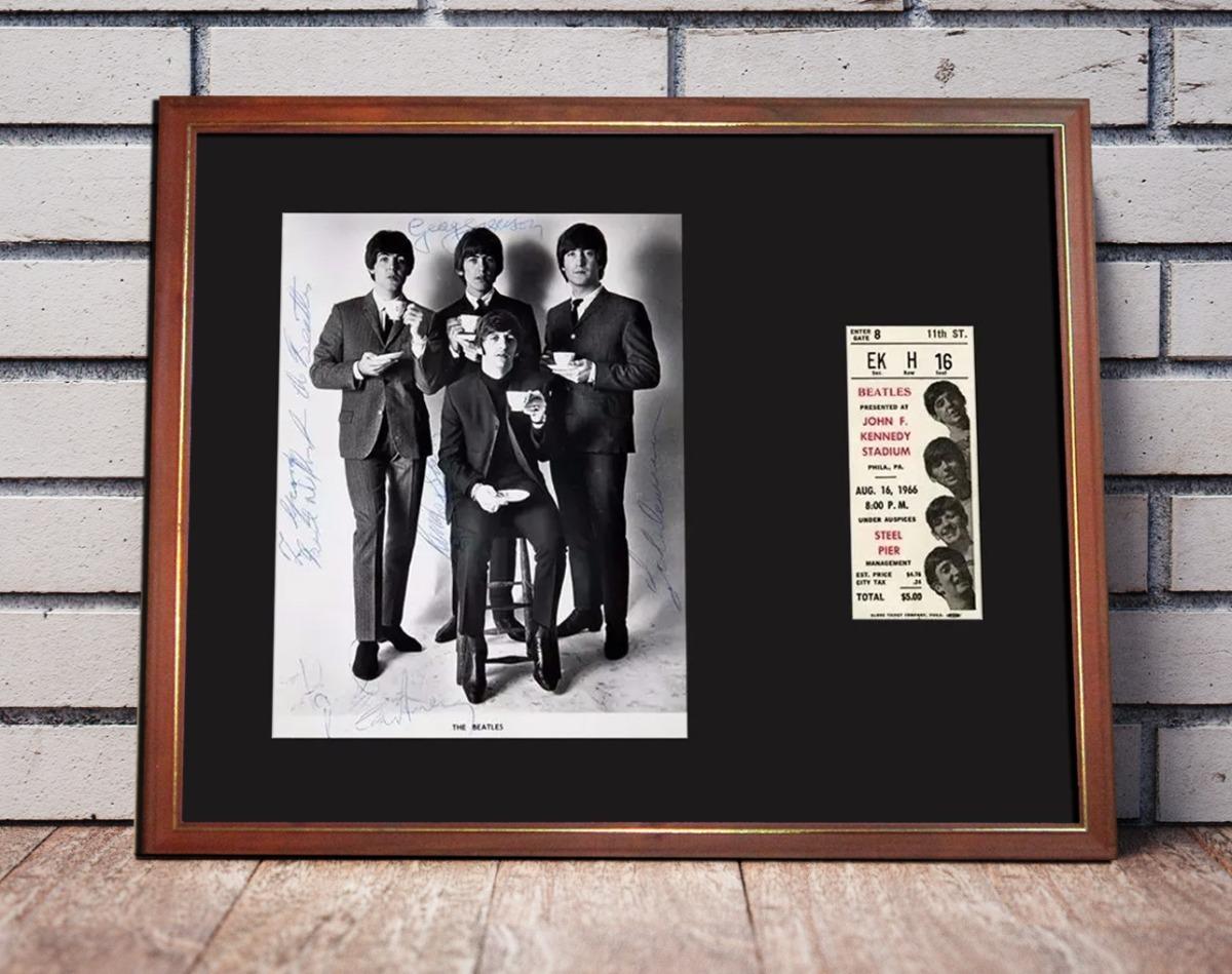 Beatles autographs - Etsy 日本