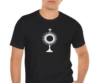 Catholic Monstrance T-Shirt | Religious Tee | Great Gift for Priest, Seminarian, Student