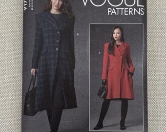 Vogue Pattern 1752 Misses' Fitted Lined Winter Coat w/Extended Shoulders 8 to 16