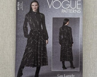 Vogue Guy Laroche - Robe ajustée avec col montant V1721 WMS SZ. 8-16 ans