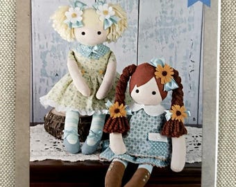 Sewing pattern K4390 Kwik Sew Stuffed Doll With Clothes