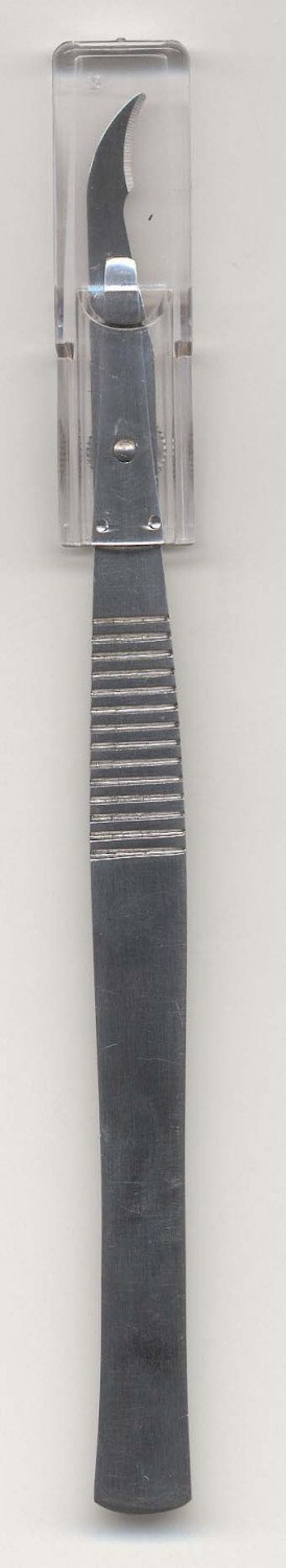 Sewing & Fiber Havel's UltraPro Seam Ripper includes 4 Extra Blades