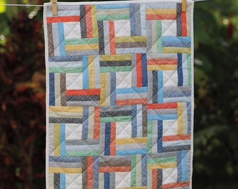 Mini OFF the RAIL Quilt Pattern Instructions by JAYBIRD Quilts - Etsy India