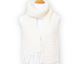 Knit scarf, chunky scarf, oversized scarf, knit neckwarmer, women scarf, men scarf in white color, wool scarf