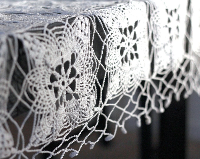 Crochet tablerunner, crochet tablecloth, crochet doily, cotton white square lace tablecloth vintage style