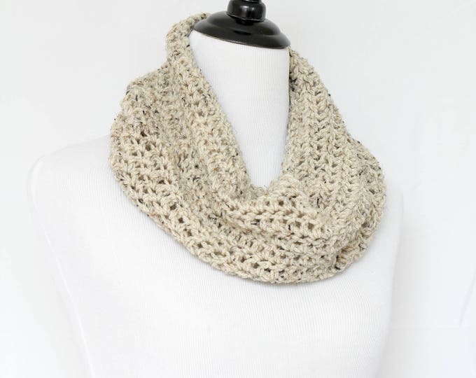 Chunky cowl, crochet cowl, infinity scarf, knit cowl, crochet neckwarmer, loop scarf, infinity loop, crochet scarf, beige cowl,