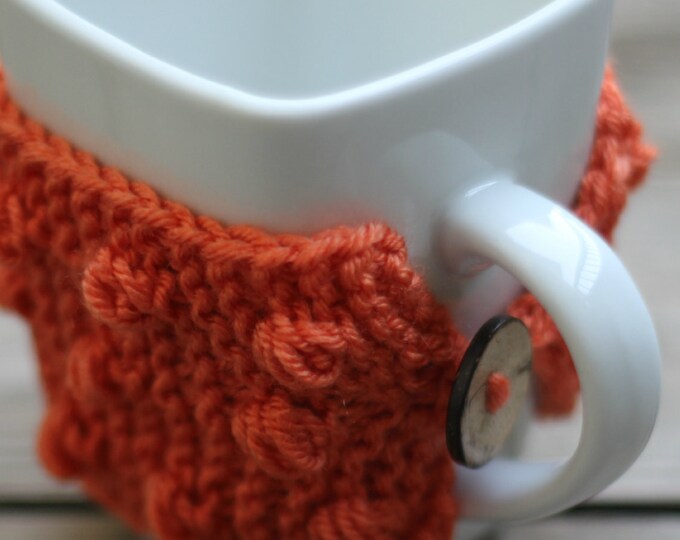 Knit mug cozy with nupps orange carrot cup cozy, bobbles cup cozy knitted cup cozy