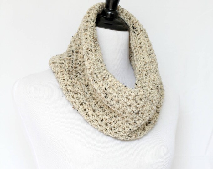 Chunky cowl, crochet cowl, infinity scarf, knit cowl, crochet neckwarmer, loop scarf, infinity loop, crochet scarf, beige cowl,