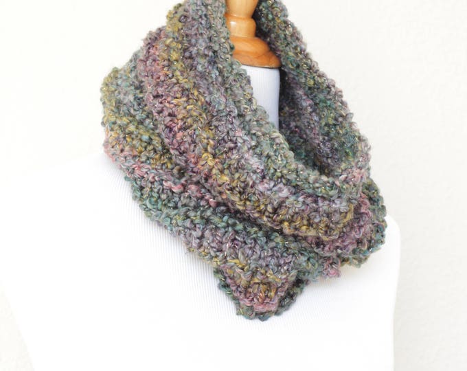 Knit cowl, chunky cowl, knit scarf, loop scarf, infinity scarf, chunky scarf, Mermaid scarf, chunky neckwarmer