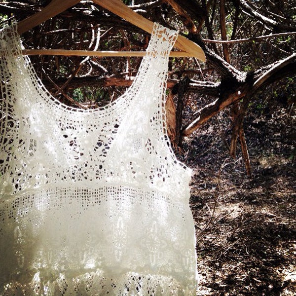 Dreaweaver Crochet Lace Tunic, Boho style tunic dress, color in white // One Size fits All, Fits XS S M