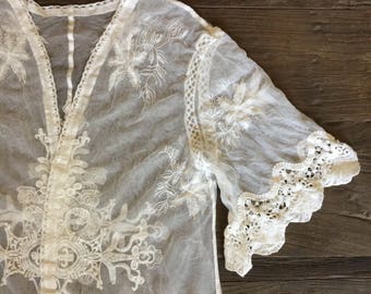 Dream Catcher Lace Kimono, Boho lace cardigan, Boho Lace Robe, Bridal Lace Robe, Boho lace jacket, Bridal lace lingerie, Maternity lace robe