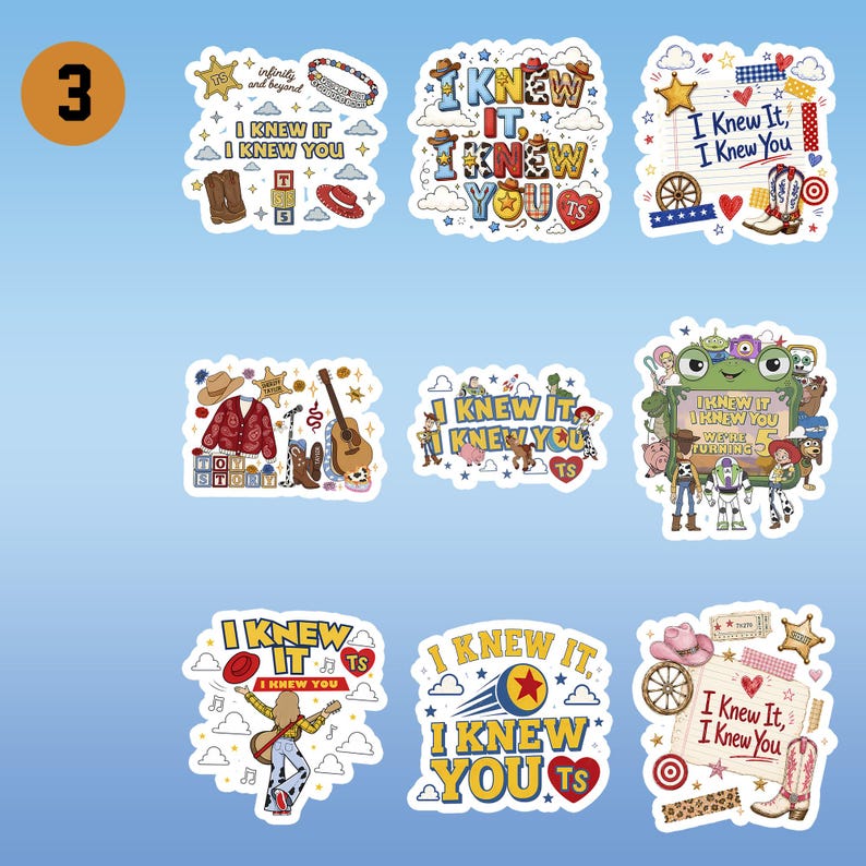 Puede incluir: Una colecci&oacute;n de nueve pegatinas decorativas con diversas ilustraciones inspiradas en la franquicia cinematogr&aacute;fica Toy Story. Cada pegatina incluye gr&aacute;ficos coloridos como botas de vaquero, sombreros, guitarras y el texto repetido I KNEW IT I KNEW YOU.