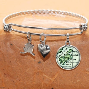 Alaska Map Bracelet / Kodiak Island AK / Map Charm Bracelet / Vintage Map Jewelry / Map Gifts /  Bridesmaid Birthday Graduation