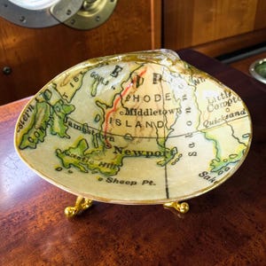 Newport Rhode Island Map Shell Schmuckschale, Ringschale, entkuppelte Muschel, Muschelkunst, Küstendekor, Städte Bundesstaat RI