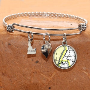 Idaho Karte Armband / Seven Devils Mountains ID / Karte Bettelarmband / Vintage Karte Schmuck / Karte Geschenke / Brautjungfer Geburtstag Abschlussgeschenk
