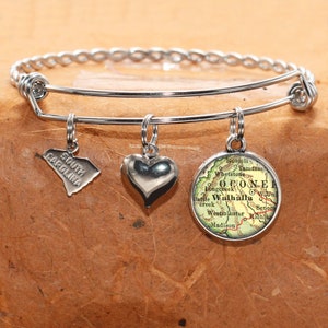 South Carolina Map Bracelet / Walhalla SC / Custom Map Charm Bracelet / Vintage Map Jewelry / Map Gifts /  Bridesmaid Birthday Graduation
