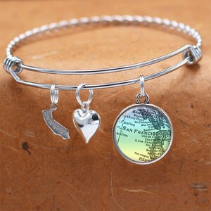 Bracelet carte Californie / San Francisco CA / Charm Bracelet irisé / carte bijoux / cadeau de demoiselle d’honneur / anniversaire mariages de l’obtention du diplôme