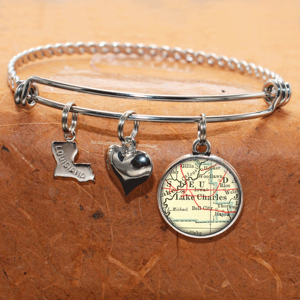 Louisiana Map Bracelet / Lake Charles La / Custom Map Charm Bracelet / Vintage Map Jewelry / Map Gifts / Bridesmaid Birthday Graduation