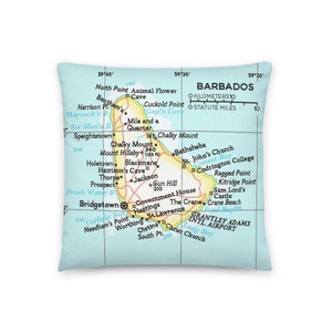 Barbados Caraïbes Carte Oreiller / Custom Vacation Honeymoon Anniversary Cadeaux de mariage / Tropical Beach Ocean Coastal Decor
