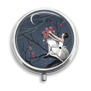 Pill Box Pill Case Art Deco Lady Reach For The Moon Pill Holder Pill Container Trinket Box PillBox Vitamin Holder Medicine Box Mint Tin