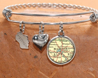 Wisconsin Map Bracelet / Madison WI / Map Charm Bracelet / Vintage Map Jewelry / Map Gifts Bridesmaid Graduation Mothers Day Gifts For Her
