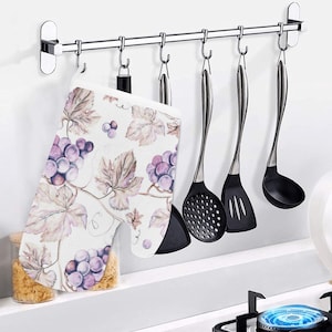 Heat Resistant Oven Mitts, The Grapevine, Floral Grape Pattern, Kitchen Gloves, Kitchen Decor, Cooking Accessories, Housewarming Gift