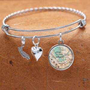 California Map Bracelet / Bakersfield CA / Charm Bracelet / Vintage Map Jewelry / Bridesmaid Gift / Birthday Graduation Weddings