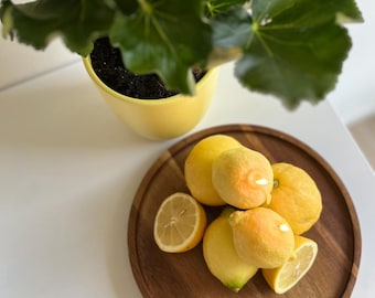 Candele Profumate Limoni Realistici | Set 2 pz | Cera di Soia e Oli Essenziali di Bergamotto e Gelsomino| Fatto a Mano | Idea Regalo