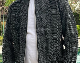 Jaqueta masculina Genuine Dragon Black Python: Moda em pele de cobra para ocasiões formais e casuais.