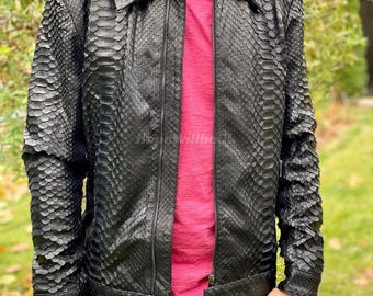 Chaqueta de hombre de pitón negro con dragón genuino: moda formal e informal de piel de serpiente